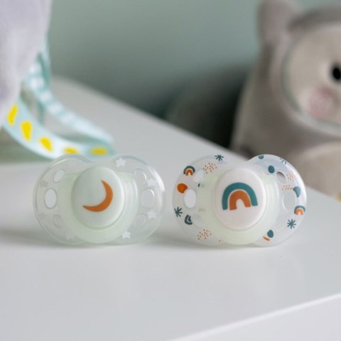 TOMMEE TIPPEE TTP43340094 Smoczki uspokajające NIGHT TIME 18-36m mix 2pak TOMMEE TIPPEE TTP43340094 Smoczki uspokajające NIGHT TIME 18-36m mix 2pak